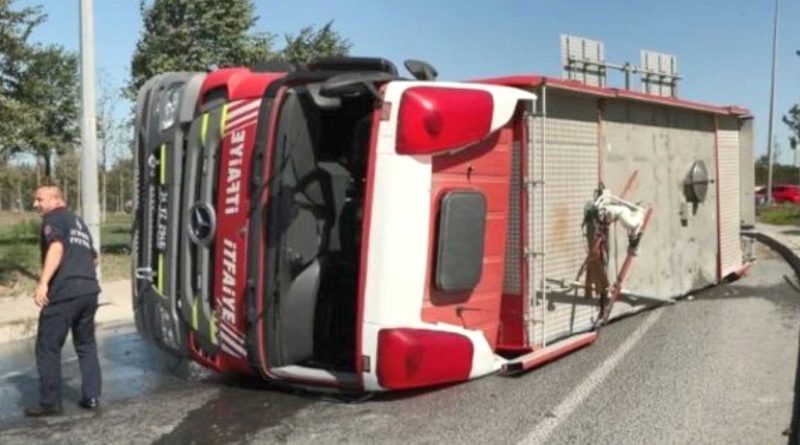 itfaiye araci devrildi