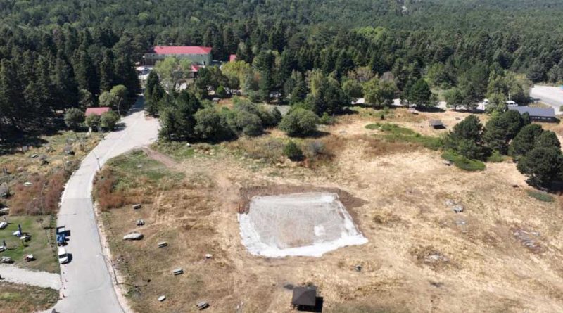 sit alanina cakil taslari dokuldu