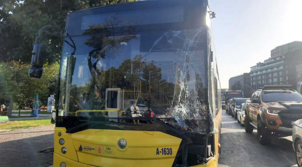 tramway iett otobusu
