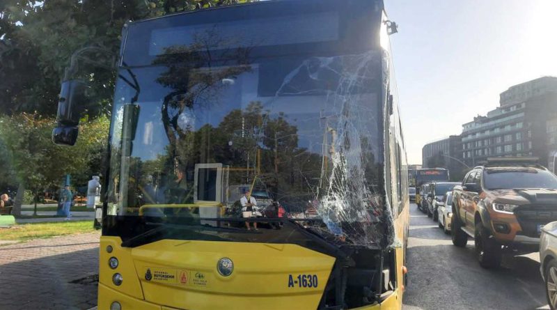 tramway iett otobusu