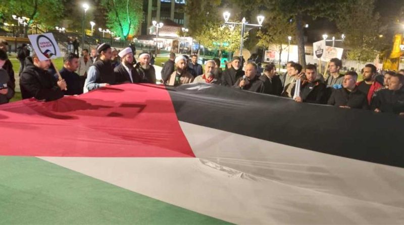 Balikesirde Israil protesto edildi3