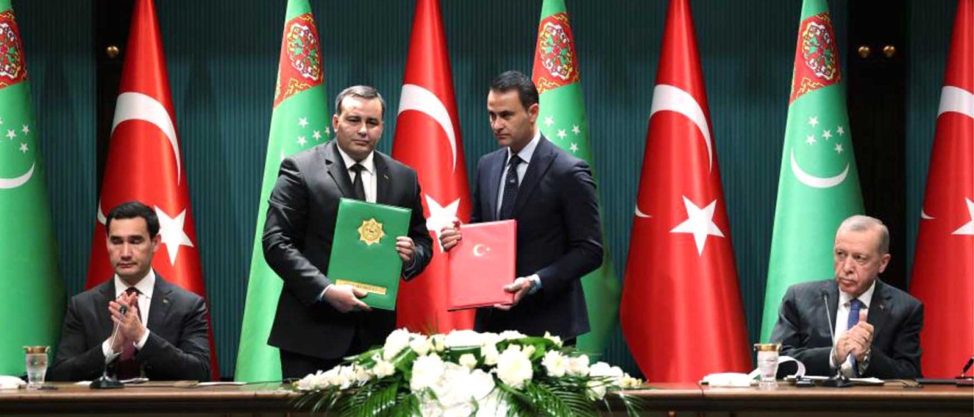 Turkiye ve Turkmenistan arasinda 13 anlasma