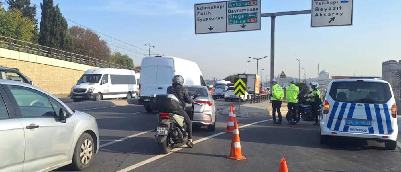 Vatan Caddesi trafige kapatildi