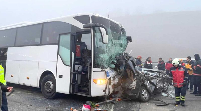 Kuzey Marmara Otoyolunda Feci Kaza