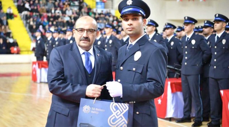 Polis Adaylari Mezuniyet Heyecani Yasadi