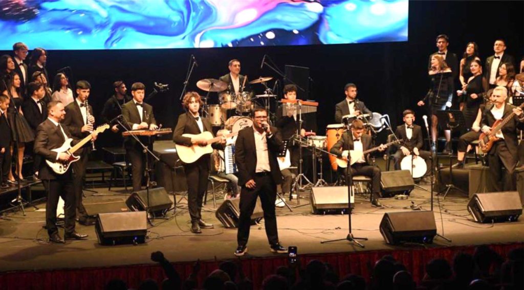 Genc yetenekler MOD10la sahneye