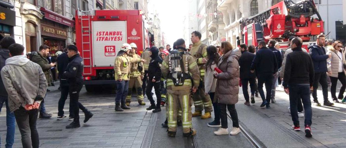 Beyoglu Anadolu Lisesinde yangin panigi