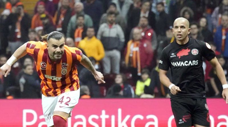 Galatasaray 0 Fatih Karagumruk 2