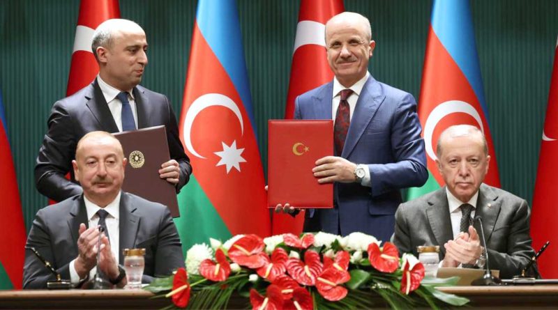 Turkiye ve Azerbaycan arasinda uc onemli anlasma