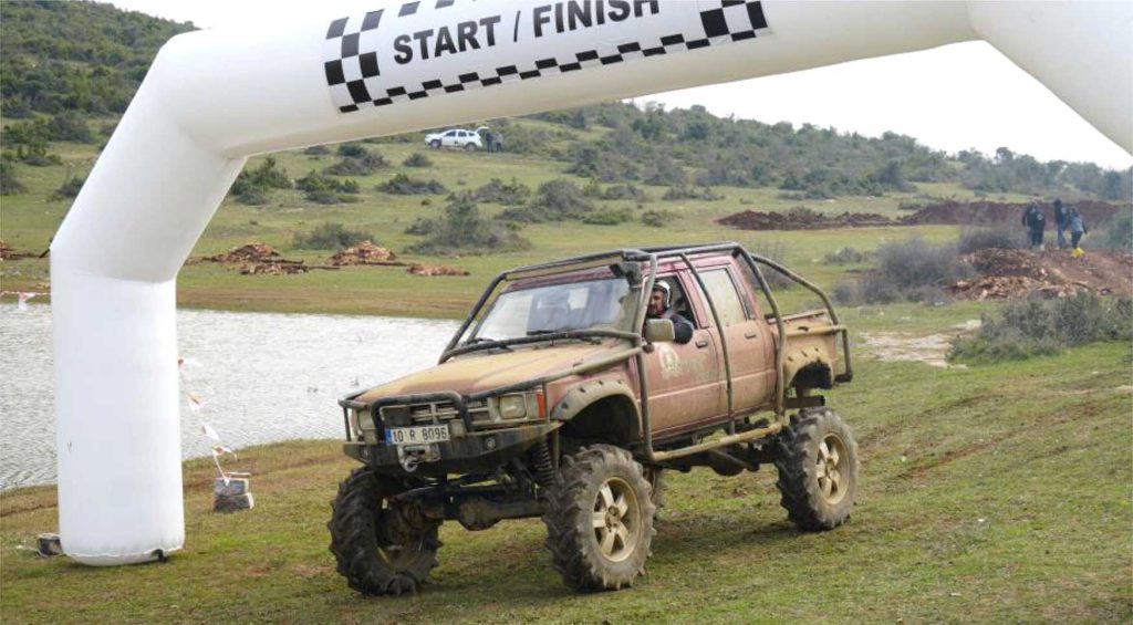 Off Road Tutkunlari Istanbulda Bulustu