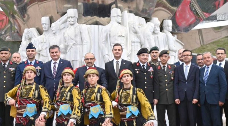 Balikesirliler Kuvayi Milliye Gununu kutladi