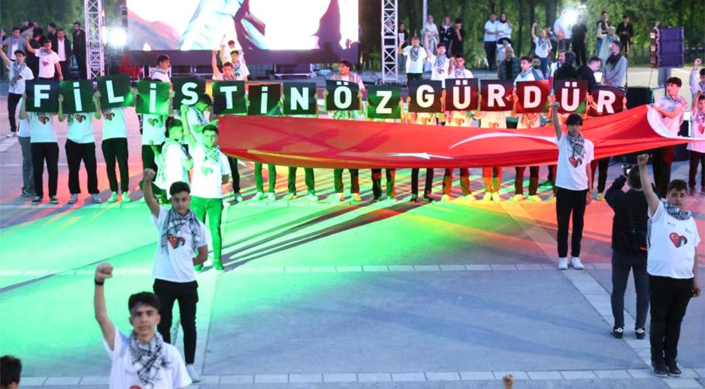 Filistin Ozgurluk Dansi Gosterisi