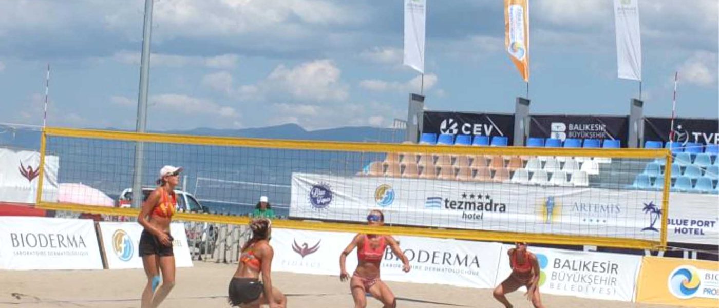 Balikesirde Plaj Voleybolu basladi