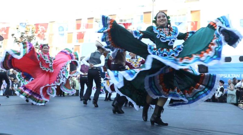 Uluslararasi Halk Danslari Festivali