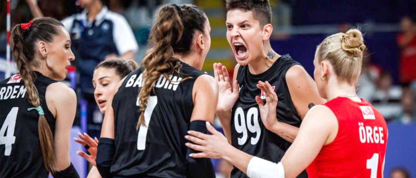 A Milli Kadin Voleybol Takimi