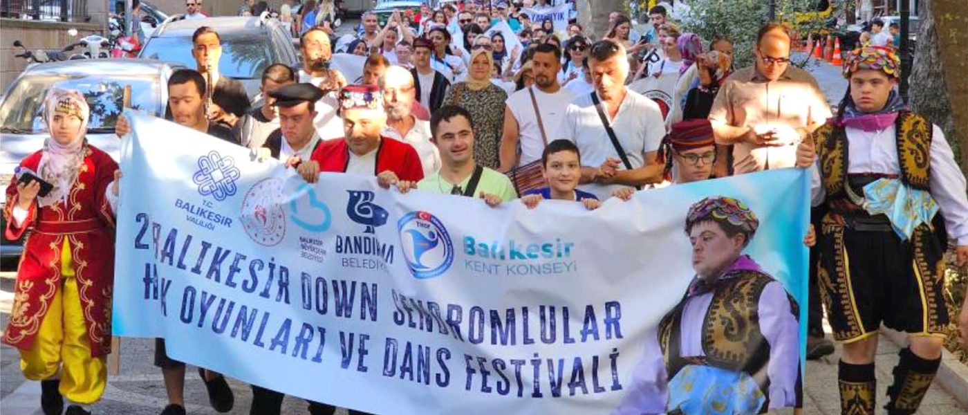 Down Sendromlular Halk Oyunlari ve Dans Festivali