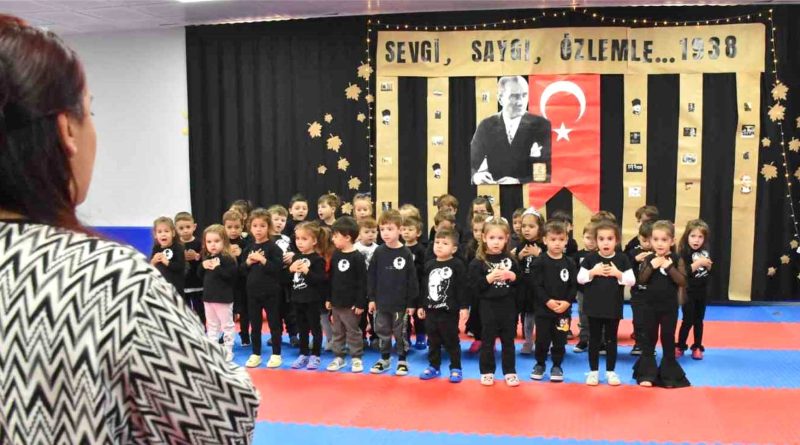 Balikesirde Ataya saygi etkinliklerine