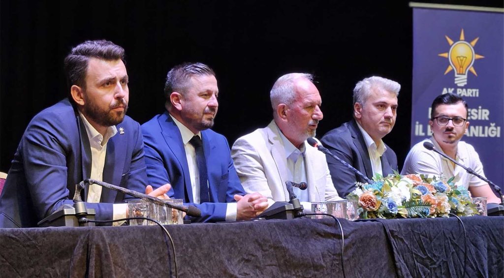 AK Parti Il Danisma Meclisi Toplantisi Gerceklestirildi