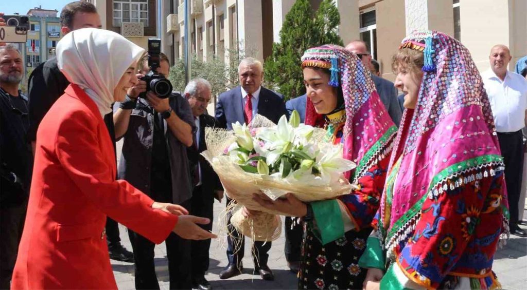 Bakan Goktas Balikesirde